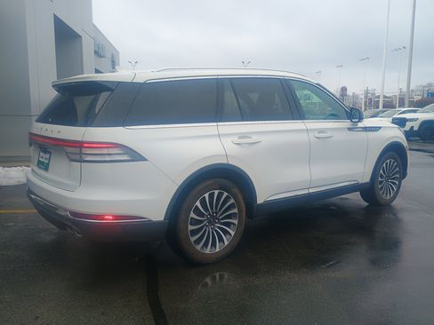 Used 2023 Lincoln Aviator Reserve image 13