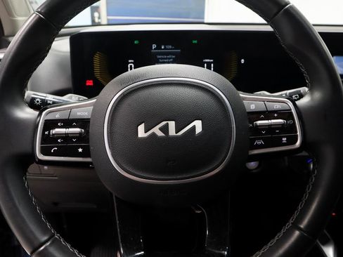 Used 2025 Kia Sorento S w/ Panoramic Sunroof Package FWD image 31