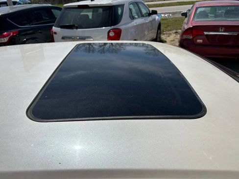 Used 2003 Cadillac De Ville image 15