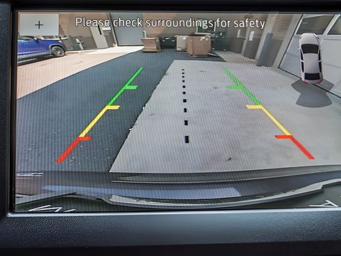 Used 2020 Ford Fusion SE FWD image 24