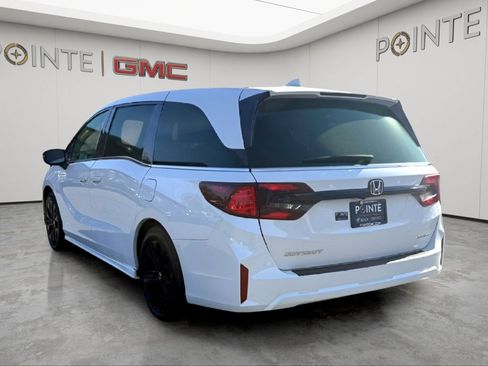 Used 2025 Honda Odyssey Sport-L image 7