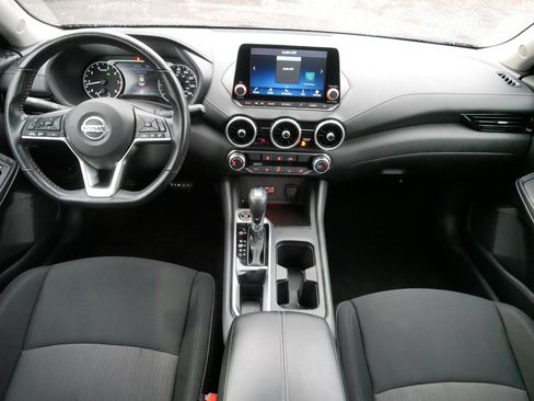 Certified 2022 Nissan Sentra SV w/ Trunk Package image 10