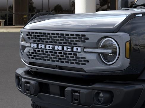 New 2026 Ford Bronco Badlands AWD/4WD image 19