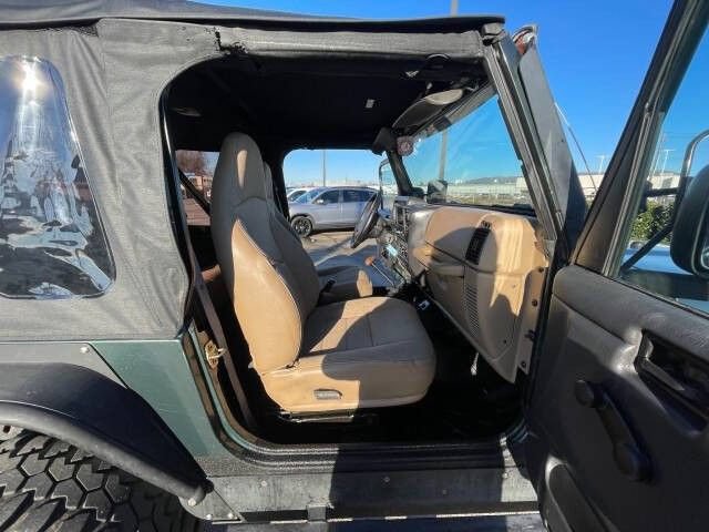 Used 2002 Jeep Wrangler X AWD/4WD image 12