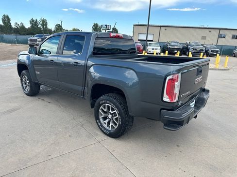 Used 2015 GMC Canyon SLE w/ All-Terrain Package AWD/4WD image 29