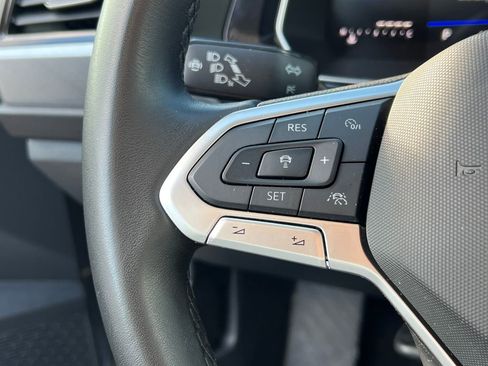 Used 2024 Volkswagen Jetta SE image 16