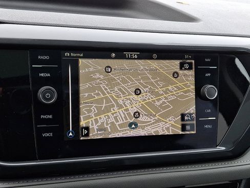 Used 2023 Volkswagen Taos SEL image 17