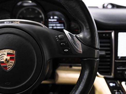 Used 2016 Porsche Panamera Turbo image 13