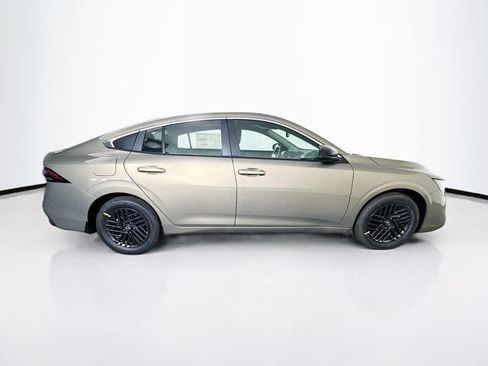 New 2026 Nissan Sentra SV FWD image 4