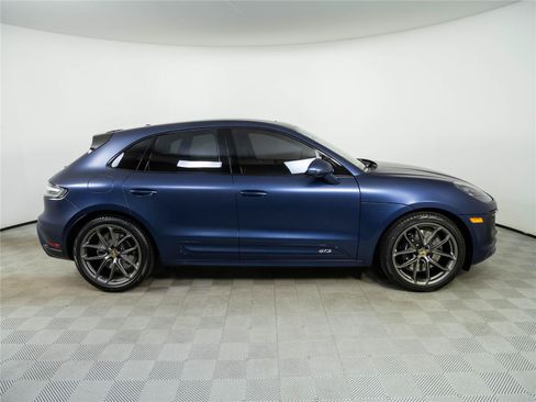 New 2026 Porsche Macan GTS AWD/4WD image 28