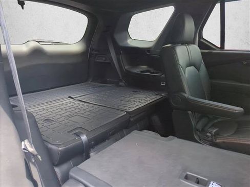 Used 2024 Honda Pilot TrailSport image 25