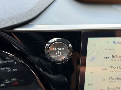 New 2026 Lexus RX 450h AWD image 27