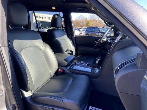 Certified 2024 Nissan Armada SL w/ Midnight Edition Package image 18