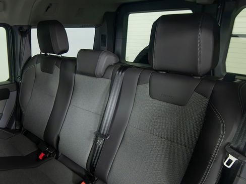Used 2024 INEOS Grenadier Trialmaster Edition AWD/4WD image 38