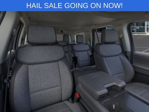 New 2025 Ford Expedition Active AWD/4WD image 11