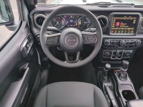 Used 2023 Jeep Wrangler Unlimited w/ Cold Weather Group AWD/4WD image 16