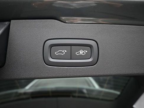 New 2026 Volvo V60 B5 Cross Country Ultra w/ Protection Package Premier AWD/4WD image 34