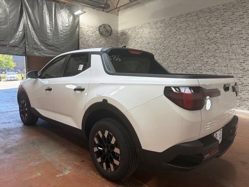 New 2027 Hyundai Santa Cruz SE FWD image 5
