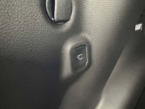 New 2026 Jeep Compass Limited image 34