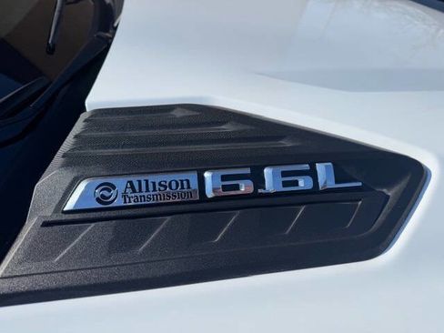 Used 2025 Chevrolet Silverado 2500 W/T w/ WT Convenience Package image 3