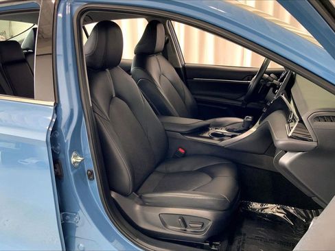 Used 2024 Toyota Camry XSE FWD image 6