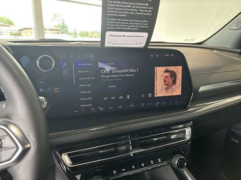 Certified 2024 Chevrolet Traverse RS image 30