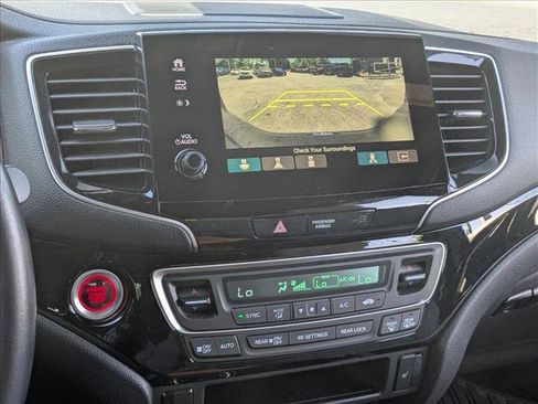 Used 2021 Honda Passport Touring image 12