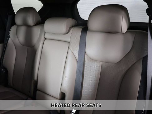 Used 2023 Hyundai Santa Fe Limited w/ Winter Weather Package FWD image 10