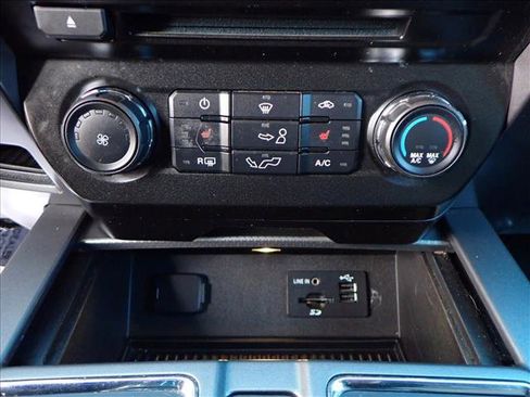 Used 2015 Ford F150 XLT w/ Equipment Group 302A Luxury image 17