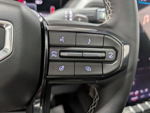 Used 2026 GMC Yukon XL Denali Ultimate w/ LPO, Floor Liner Package AWD/4WD image 25