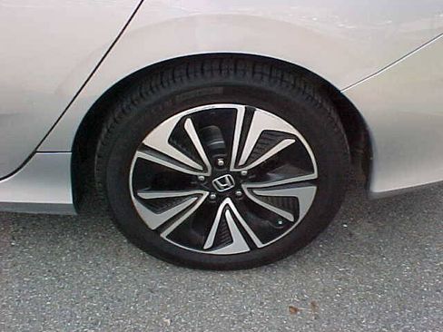 Used 2016 Honda Civic EX-L image 36