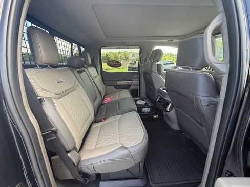 Used 2026 Ford F350 Platinum w/ Platinum Plus Package AWD/4WD image 12