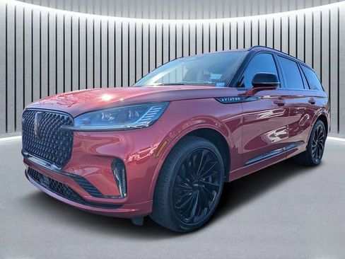 New 2026 Lincoln Aviator Reserve w/ Jet Appearance Package RWD image 8