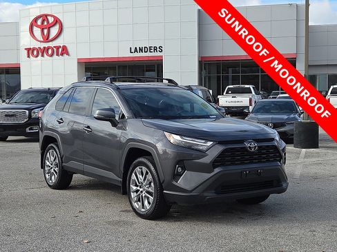 Used 2024 Toyota RAV4 XLE Premium image 1
