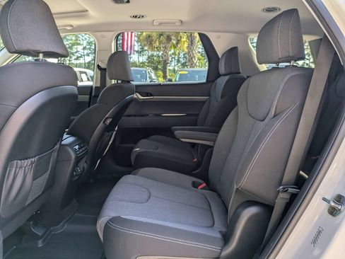 Used 2022 Hyundai Palisade SEL w/ Convenience Package FWD image 15