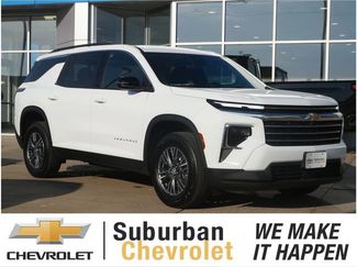 Used 2025 Chevrolet Traverse LT video 1