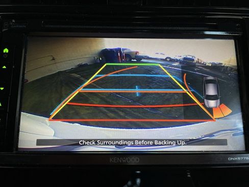 Used 2017 Toyota Prius Two image 35