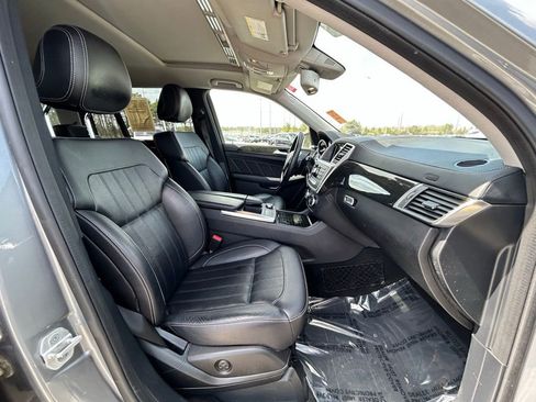 Used 2016 Mercedes-Benz GL 320 BlueTEC 4MATIC image 13