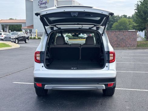 Used 2022 Honda Pilot EX-L image 11