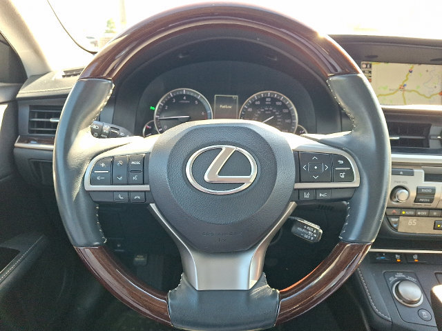 Used 2018 Lexus ES 350 w/ Navigation System Package FWD image 20
