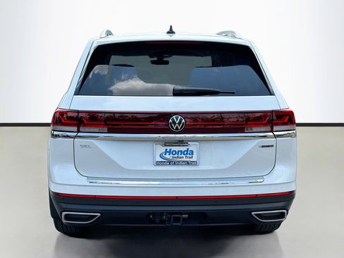 Used 2024 Volkswagen Atlas SEL AWD/4WD image 6