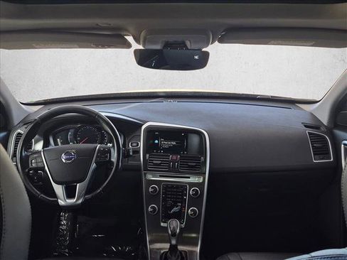 Used 2015 Volvo XC60 T6 image 18