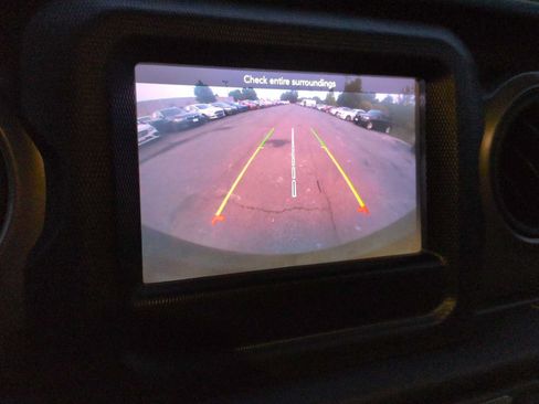 Used 2023 Jeep Wrangler Unlimited Sport AWD/4WD image 30