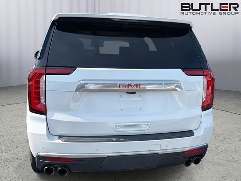 Used 2021 GMC Yukon Denali w/ Denali Premium Package AWD/4WD image 9