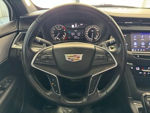 Used 2020 Cadillac XT5 Sportv AWD/4WD image 19
