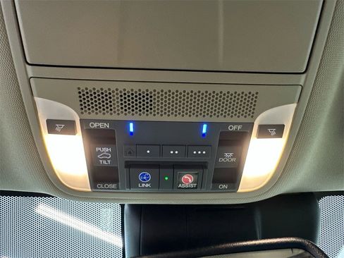 Used 2016 Acura RDX AWD w/ Advance Package image 34