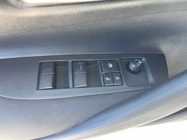 Used 2026 Toyota Corolla SE FWD image 26