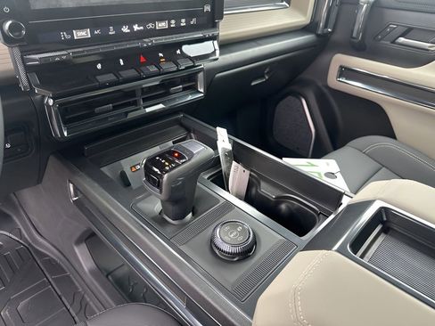 New 2026 GMC Hummer EV 2X image 34