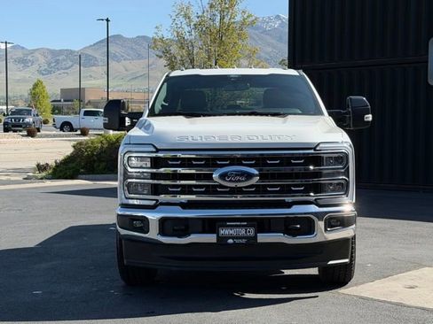 Used 2025 Ford F350 Lariat w/ FX4 Off-Road Package AWD/4WD image 2
