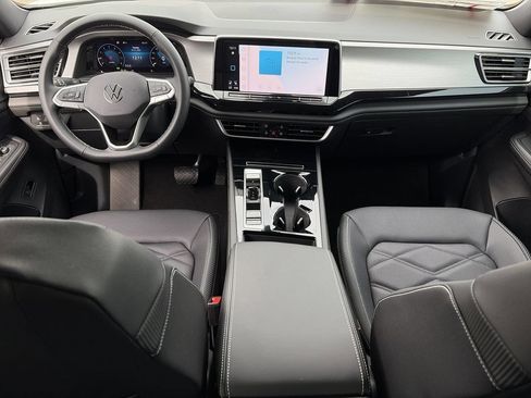 New 2026 Volkswagen Atlas Cross Sport SE FWD image 11